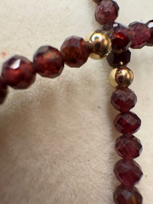 Grace Kelly Garnet Wristlet