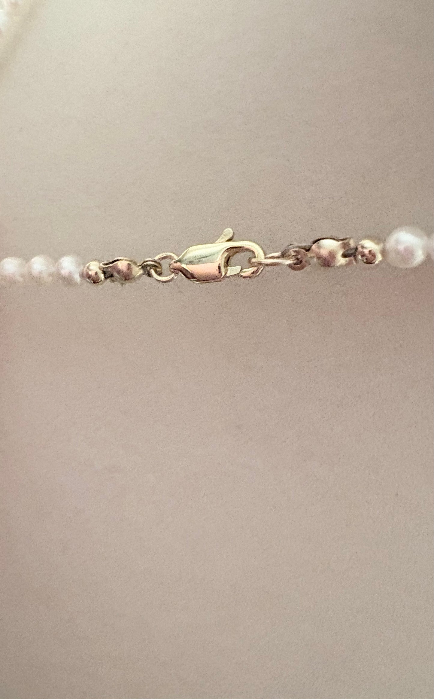 Tiny Dancer Pearl Necklace