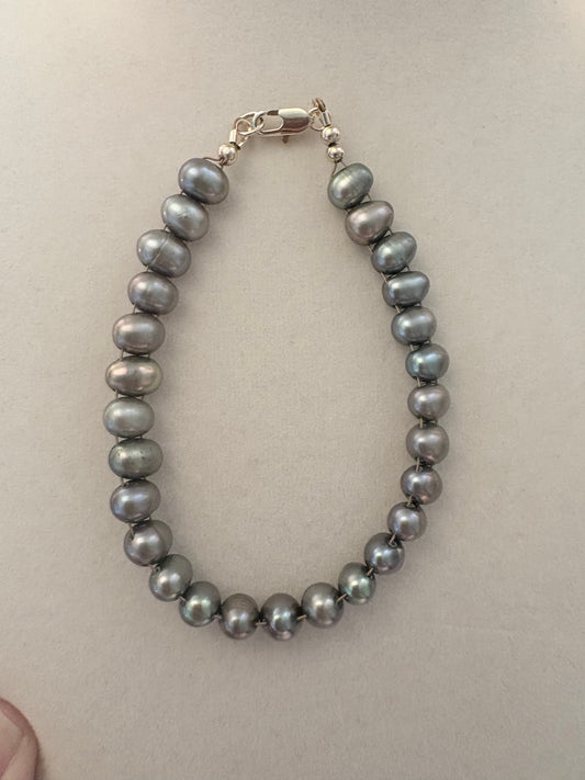 Peacock Freshwater Pearl Bracelet