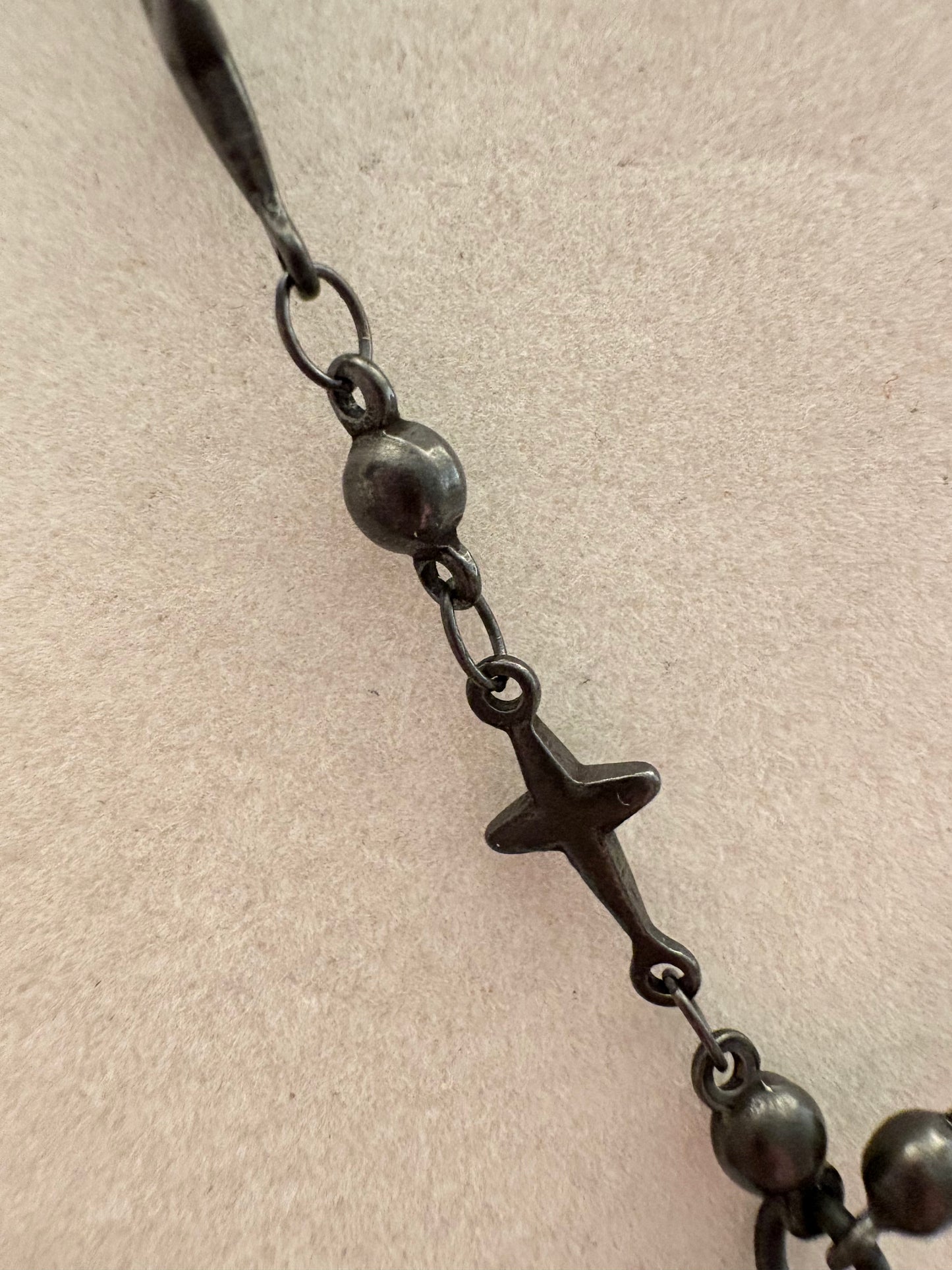 Noir Sanctum Y Necklace