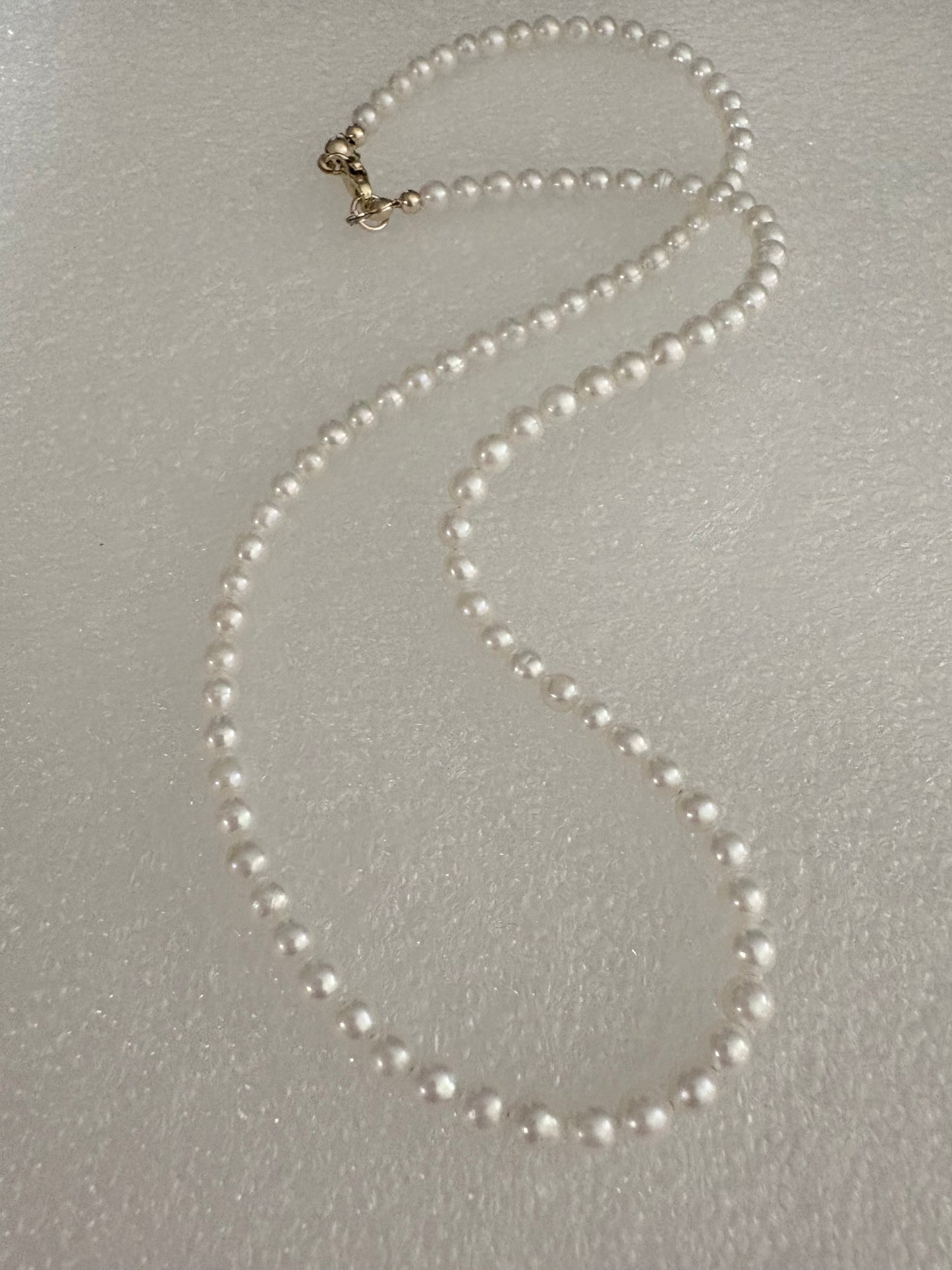 Tiny Dancer Pearl Necklace